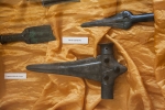 Krosno Odrzańskie, zamek, fragment ekspozycji muzealnej w pomieszczeniach skrzydła płd. – znaleziska archeologiczne.